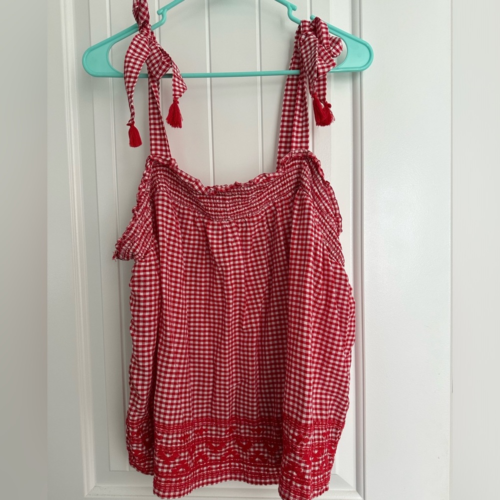 women’s XL top with tie straps